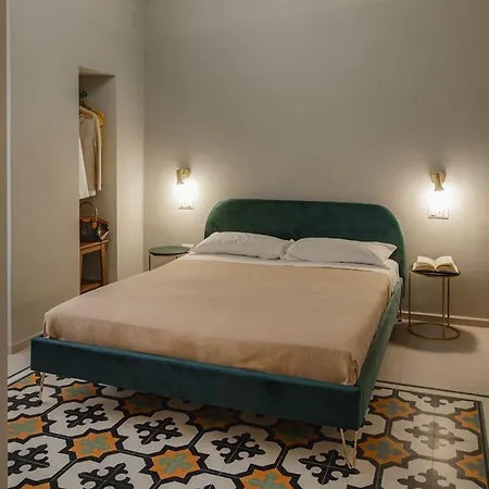 Almica24 Guest house Bari